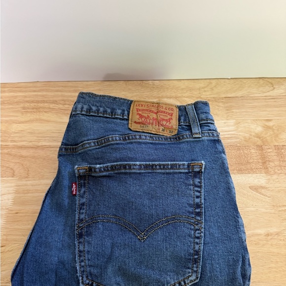 Levi's Classic Blue Straight-Leg Jeans - Picture 1 of 2